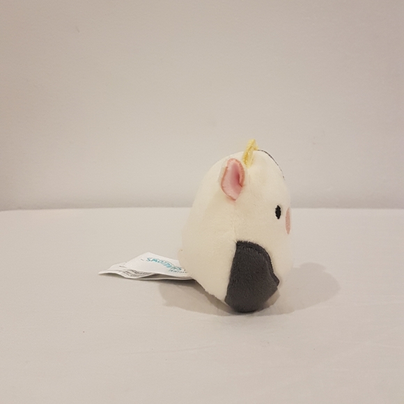 Connor Collector's Tin Cow Squishmallow - Picture 4 of 4